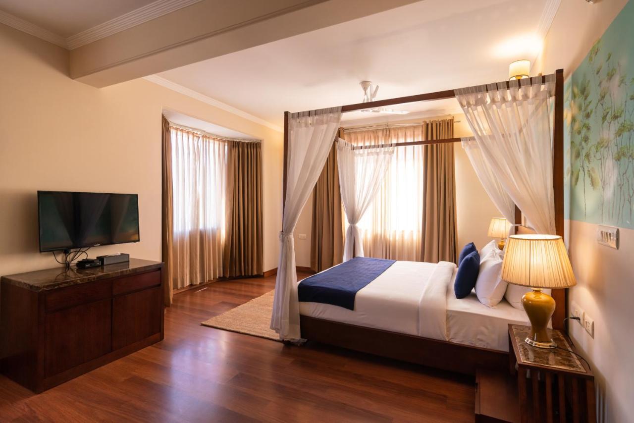 8Fold By Larisa Hotel Shimla Luaran gambar