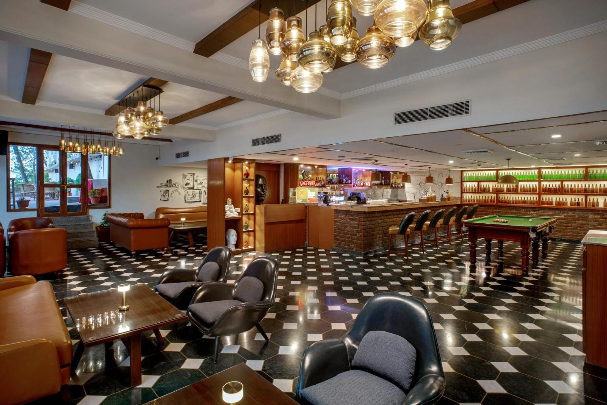 8Fold By Larisa Hotel Shimla Luaran gambar